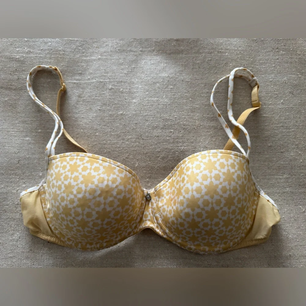 Marie Jo like new. 38B
